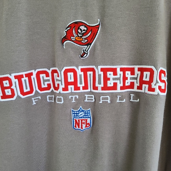 Reebok Tampa Bay Buccaneers Sweatshirt Mens LG Gray NFL Football Reebok Sweater - Picture 3 of 10